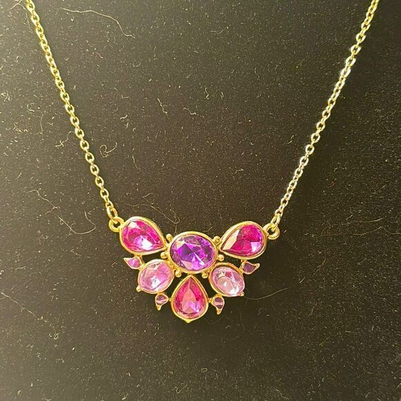 Avon Art Deco Multi Shade Purple Amethyst 18” Necklace and Drop Earring Set - Picture 3 of 8